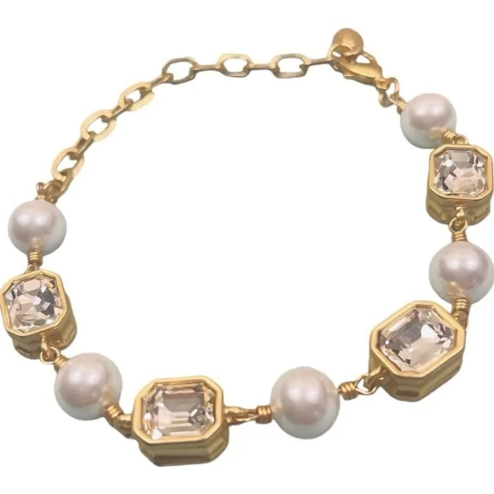 Vintage Gold Monet Lantern Medallion Faux Pearl Bracelet